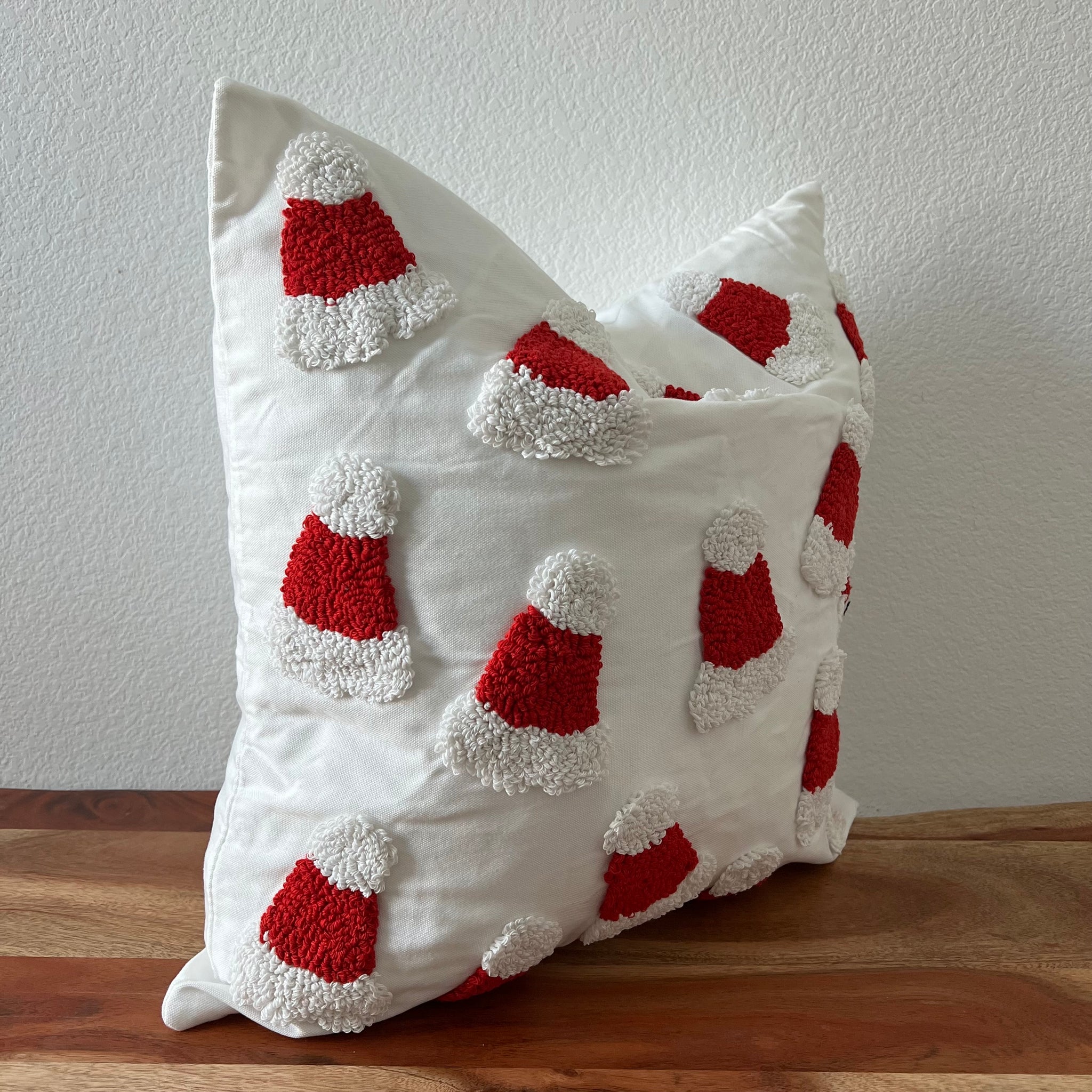 Hand Tufted Christmas Pillow Cover,embroidered Santa Cushion Cover